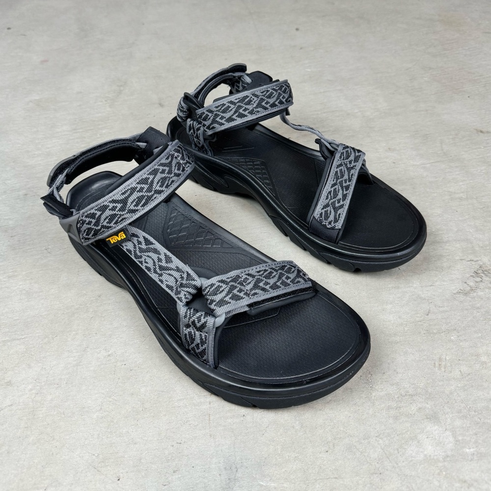 Teva Black & Gray Print Adjustable Hiking Outdoor Hurricane Sandals Size 11
